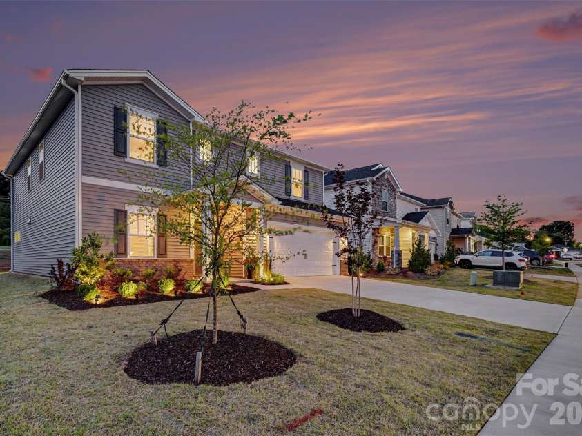 115 Vaquaro Drive, Mooresville, NC 28115.  MLS# CAR4388634, YatesRealty ID 28199. 