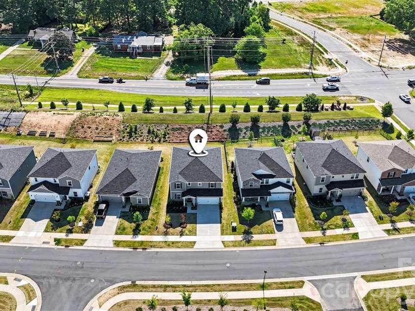 115 Vaquaro Drive, Mooresville, NC 28115.  MLS# CAR4388634, YatesRealty ID 28199. 