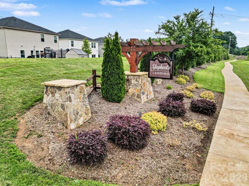 115 Vaquaro Drive, Mooresville, NC 28115.  MLS# CAR4388634, YatesRealty ID 28199. 