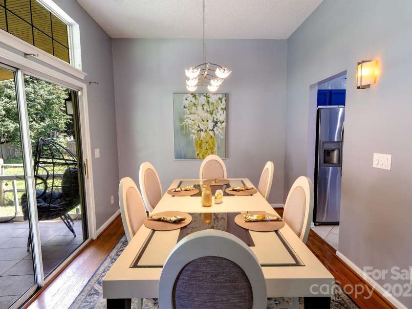 2936 WALSINGHAM Court, Matthews, NC 28105.  MLS# CAR4265911, YatesRealty ID 28199. 