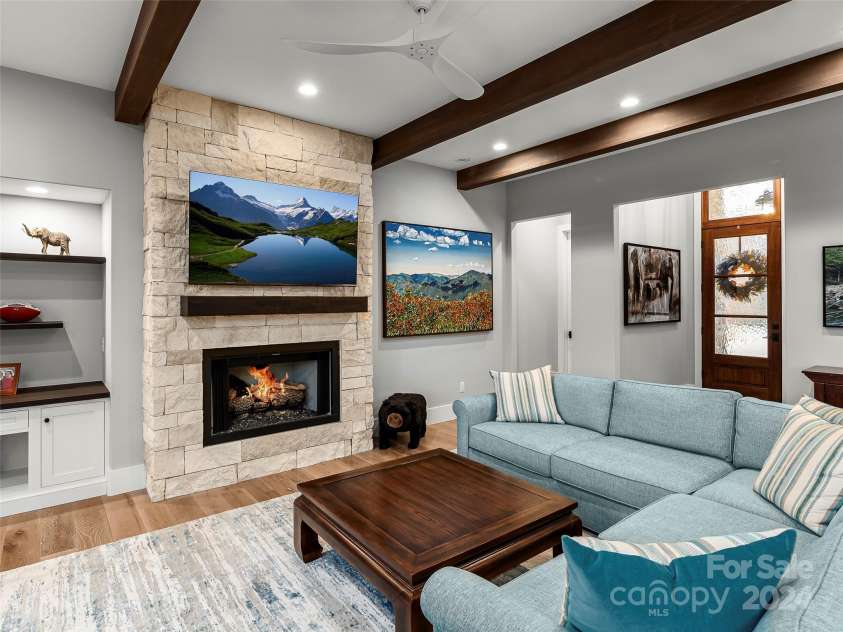 11 Haverhill Way, Arden, NC 28704.  MLS# CAR4202002, YatesRealty ID 282. 