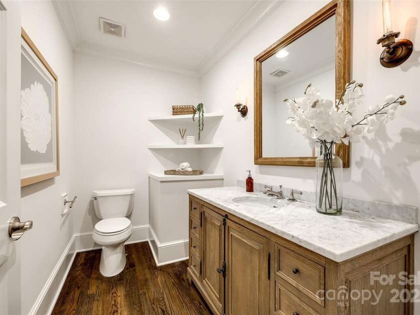 1225 Providence Road, Charlotte, NC 28207.  MLS# CAR4224745, YatesRealty ID 2820. 