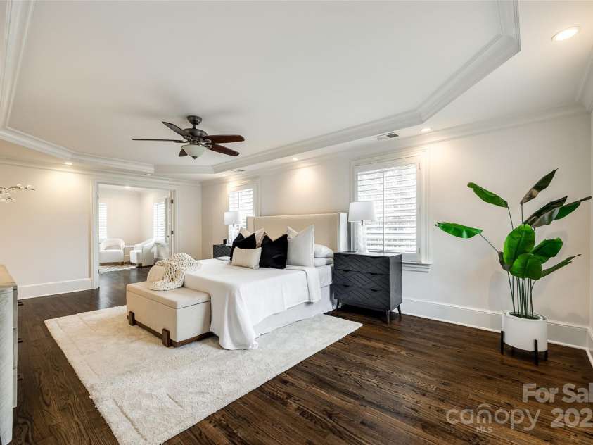 1225 Providence Road, Charlotte, NC 28207.  MLS# CAR4224745, YatesRealty ID 2820. 