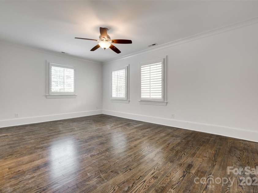 1225 Providence Road, Charlotte, NC 28207.  MLS# CAR4224745, YatesRealty ID 2820. 