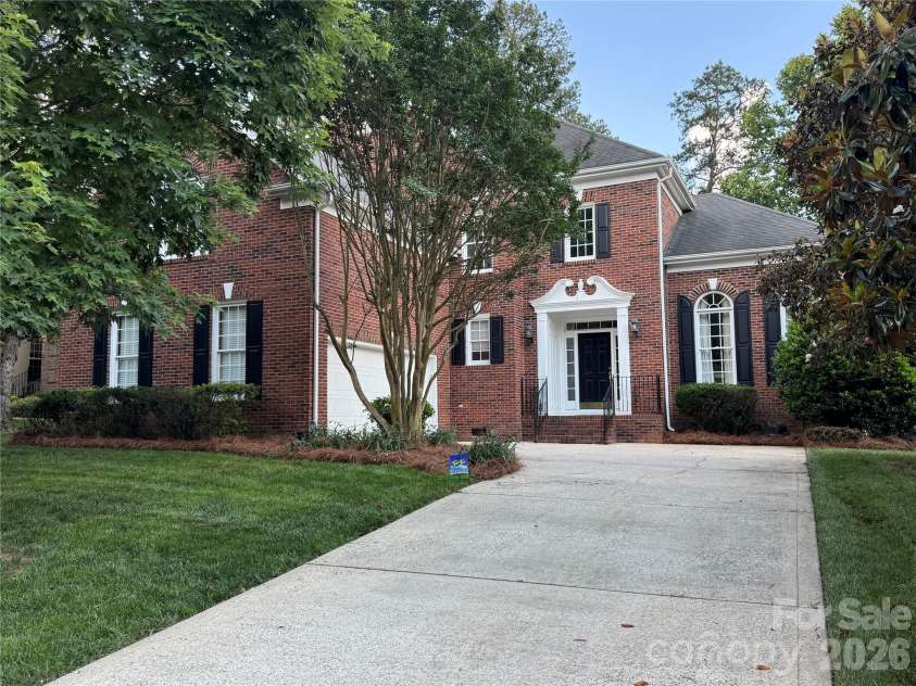 18324 Turnberry Court, Davidson, NC 28036.  MLS# CAR4388650, YatesRealty ID 28200. 