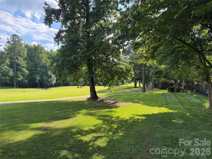 18324 Turnberry Court, Davidson, NC 28036.  MLS# CAR4388650, YatesRealty ID 28200. 