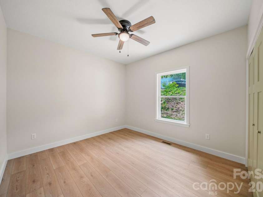 311 Farley Street, Waynesville, NC 28786.  MLS# CAR4387151, YatesRealty ID 28201. 