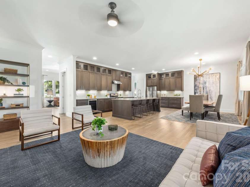 1301 Catawba Avenue, Charlotte, NC 28205.  MLS# CAR4389843, YatesRealty ID 28202. 