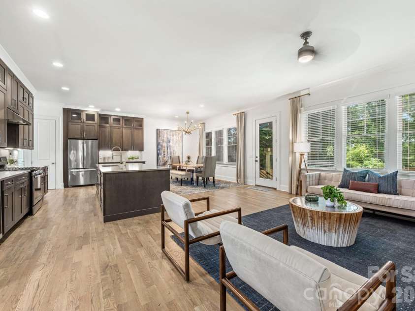 1301 Catawba Avenue, Charlotte, NC 28205.  MLS# CAR4389843, YatesRealty ID 28202. 