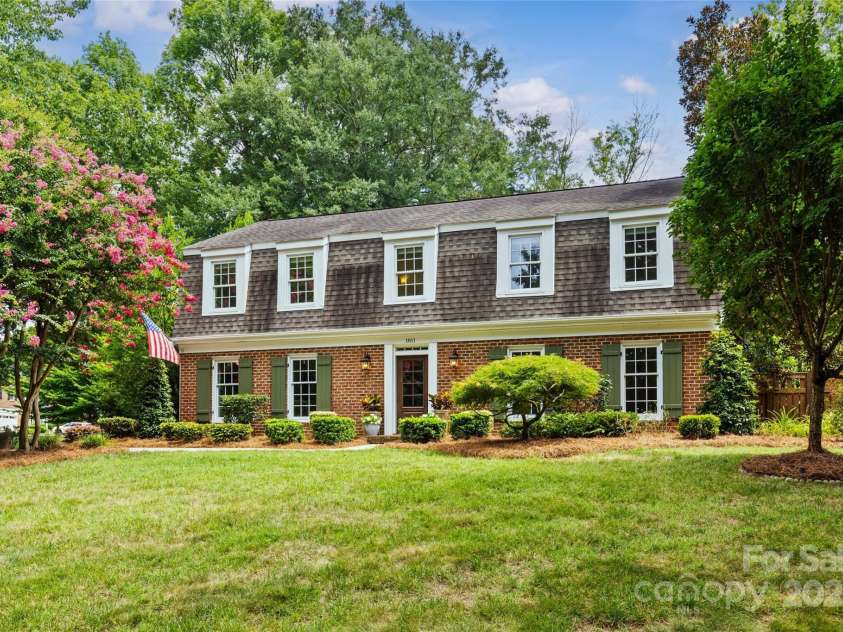 1811 Manor Mill Road, Charlotte, NC 28226.  MLS# CAR4284462, YatesRealty ID 28202. 