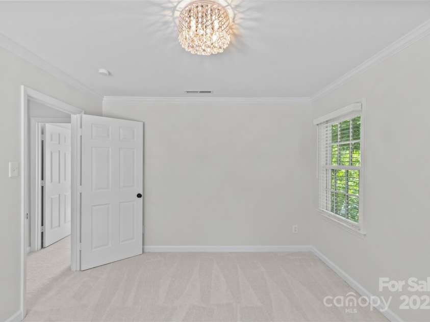 1811 Manor Mill Road, Charlotte, NC 28226.  MLS# CAR4284462, YatesRealty ID 28202. 