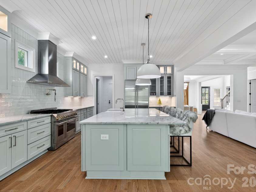 4047 Alexandra Alley Drive, Charlotte, NC 28210.  MLS# CAR4379308, YatesRealty ID 28203. 