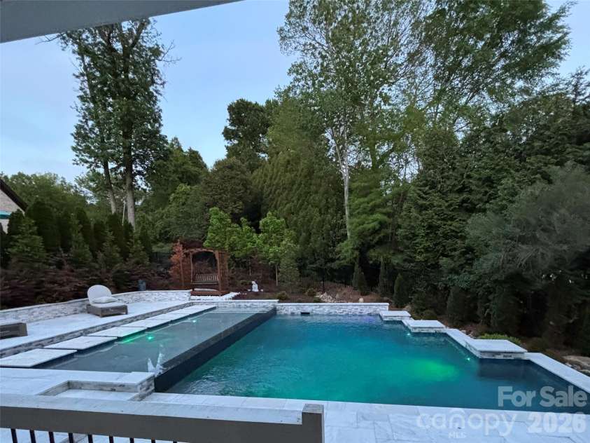 4047 Alexandra Alley Drive, Charlotte, NC 28210.  MLS# CAR4379308, YatesRealty ID 28203. 