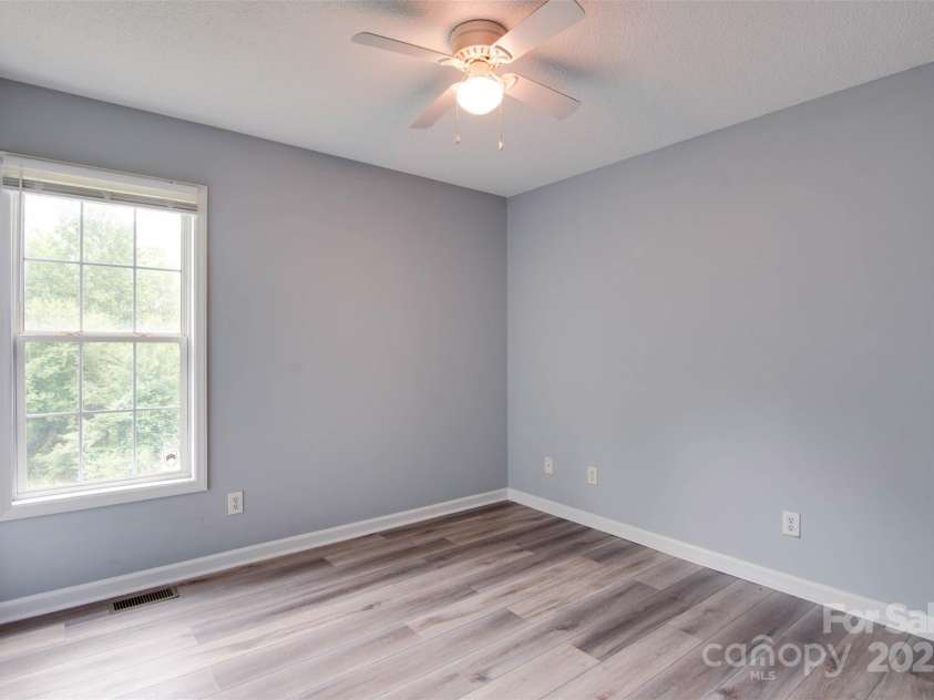 301 Walkers Ridge Drive, Shelby, NC 28152.  MLS# CAR4250264, YatesRealty ID 28204. 