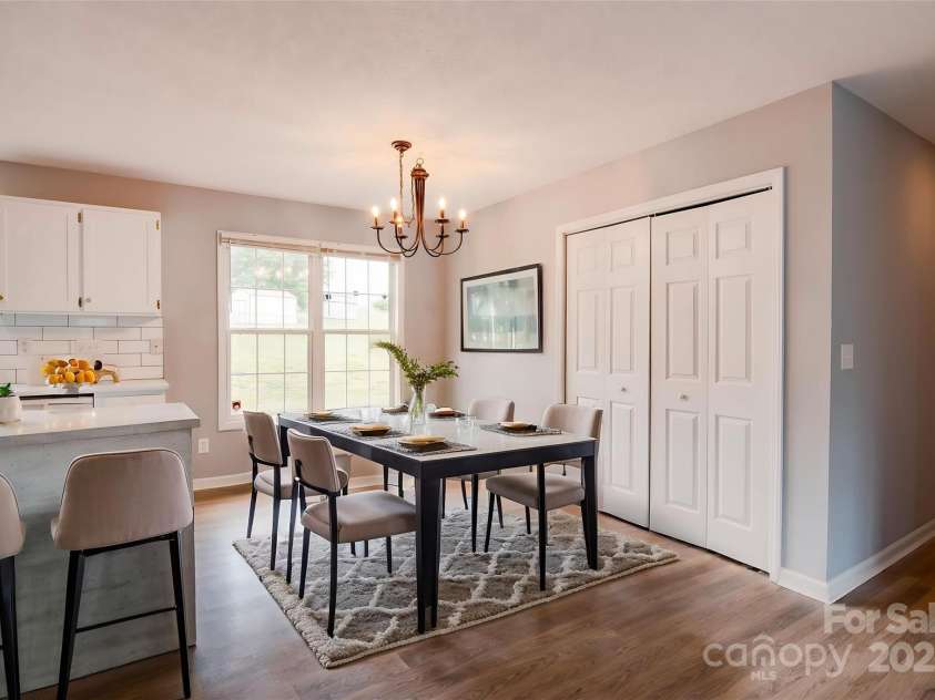 301 Walkers Ridge Drive, Shelby, NC 28152.  MLS# CAR4250264, YatesRealty ID 28204. 