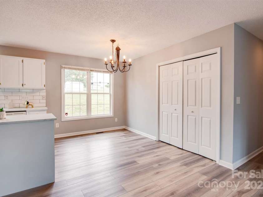 301 Walkers Ridge Drive, Shelby, NC 28152.  MLS# CAR4250264, YatesRealty ID 28204. 