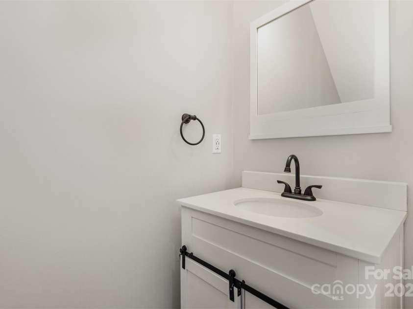 1508 Peaceful Way Drive, Charlotte, NC 28206.  MLS# CAR4299726, YatesRealty ID 28205. 