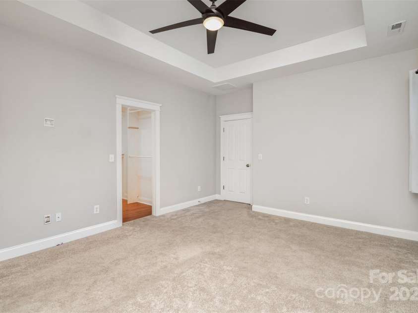 1508 Peaceful Way Drive, Charlotte, NC 28206.  MLS# CAR4299726, YatesRealty ID 28205. 