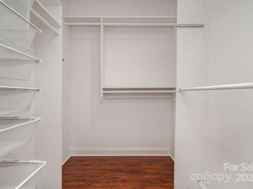 1508 Peaceful Way Drive, Charlotte, NC 28206.  MLS# CAR4299726, YatesRealty ID 28205. 