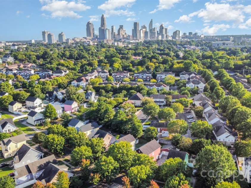 1508 Peaceful Way Drive, Charlotte, NC 28206.  MLS# CAR4299726, YatesRealty ID 28205. 