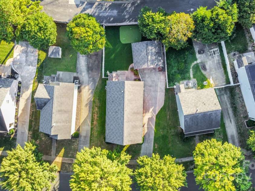 1508 Peaceful Way Drive, Charlotte, NC 28206.  MLS# CAR4299726, YatesRealty ID 28205. 