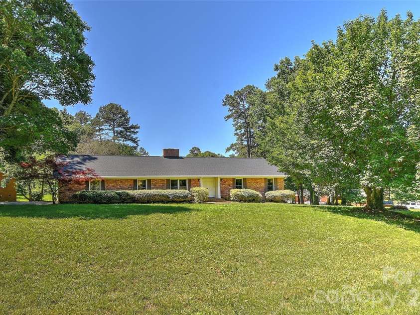 5026 Kittredge Road, Mint Hill, NC 28227.  MLS# CAR4388042, YatesRealty ID 28205. 