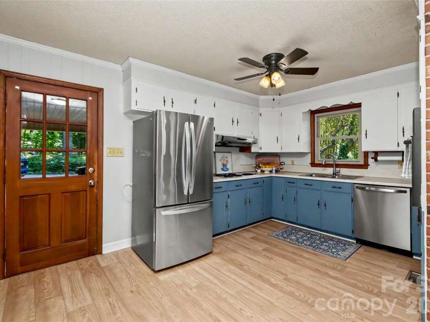 5026 Kittredge Road, Mint Hill, NC 28227.  MLS# CAR4388042, YatesRealty ID 28205. 