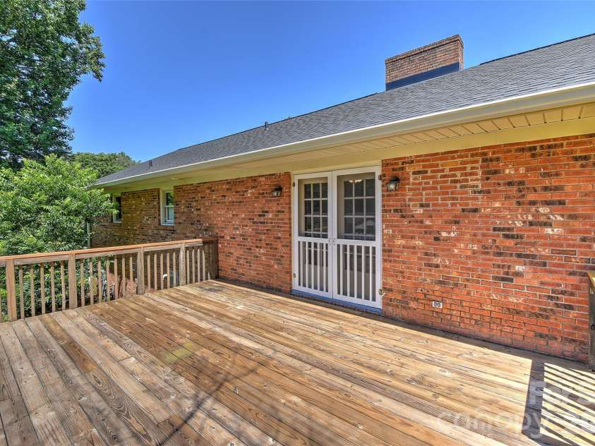 5026 Kittredge Road, Mint Hill, NC 28227.  MLS# CAR4388042, YatesRealty ID 28205. 