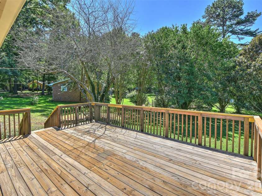 5026 Kittredge Road, Mint Hill, NC 28227.  MLS# CAR4388042, YatesRealty ID 28205. 