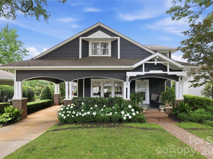 420 Magnolia Avenue, Charlotte, NC 28203.  MLS# CAR4387719, YatesRealty ID 28206. 