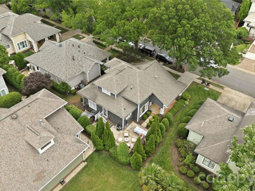 420 Magnolia Avenue, Charlotte, NC 28203.  MLS# CAR4387719, YatesRealty ID 28206. 