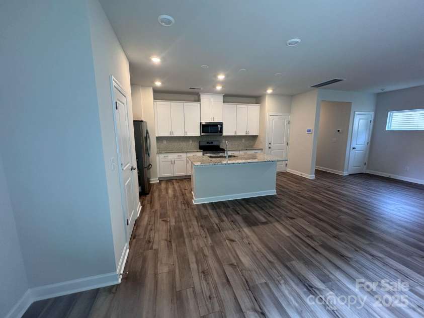 125 Johns Cardinal Drive, Mooresville, NC 28115.  MLS# CAR4271128, YatesRealty ID 28207. 