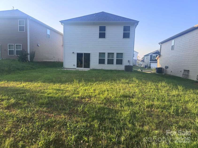 125 Johns Cardinal Drive, Mooresville, NC 28115.  MLS# CAR4271128, YatesRealty ID 28207. 