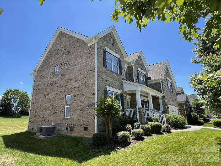 707 Five Leaf Lane, Waxhaw, NC 28173.  MLS# CAR4336963, YatesRealty ID 28208. 