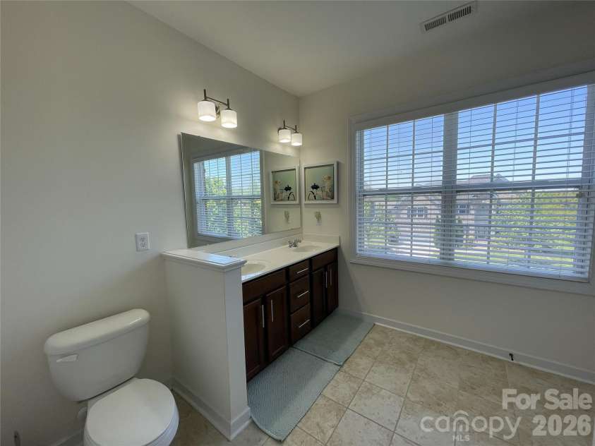 707 Five Leaf Lane, Waxhaw, NC 28173.  MLS# CAR4336963, YatesRealty ID 28208. 