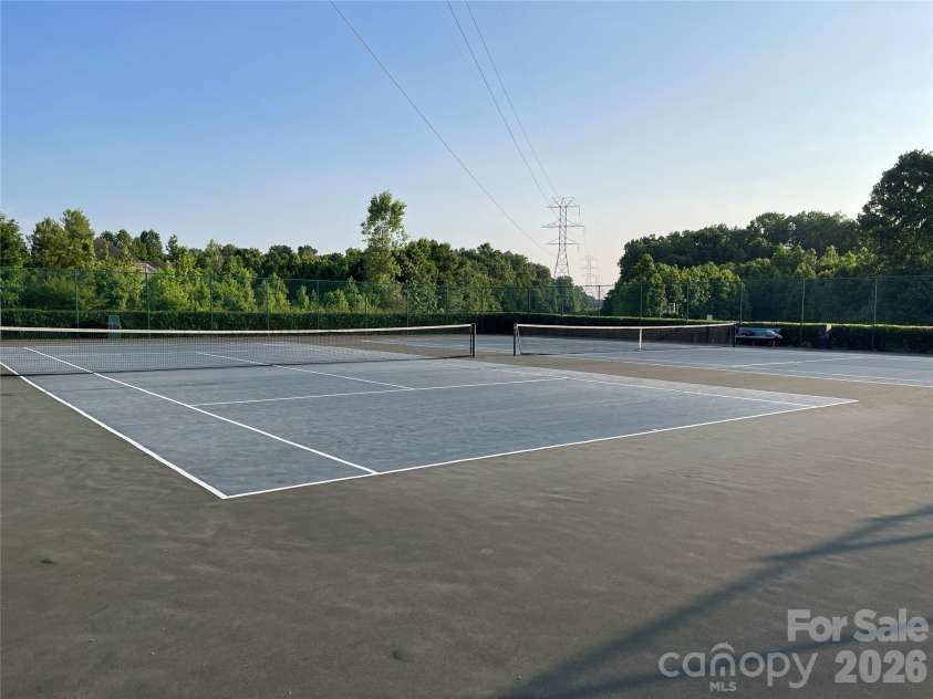 707 Five Leaf Lane, Waxhaw, NC 28173.  MLS# CAR4336963, YatesRealty ID 28208. 