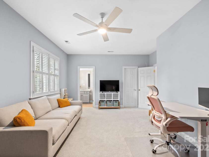 7213 Lutzen Way Court, Charlotte, NC 28270.  MLS# CAR4282856, YatesRealty ID 28208. 