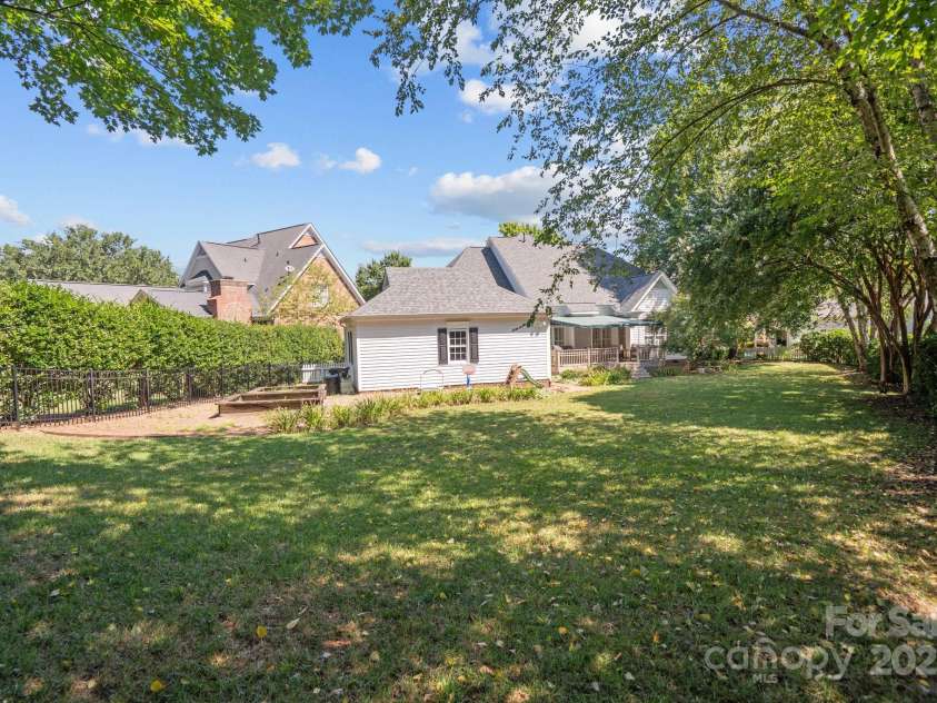 7213 Lutzen Way Court, Charlotte, NC 28270.  MLS# CAR4282856, YatesRealty ID 28208. 