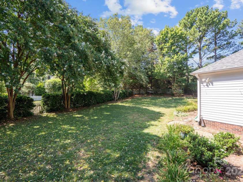 7213 Lutzen Way Court, Charlotte, NC 28270.  MLS# CAR4282856, YatesRealty ID 28208. 