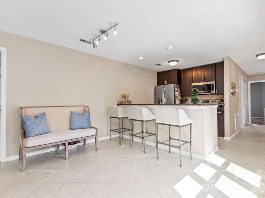 719 Southwest Drive, Davidson, NC 28036.  MLS# CAR4373406, YatesRealty ID 28209. 