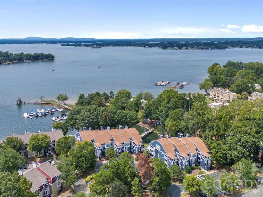 719 Southwest Drive, Davidson, NC 28036.  MLS# CAR4373406, YatesRealty ID 28209. 