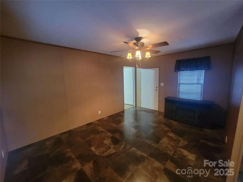 141 Pike Point, Waynesville, NC 28785.  MLS# CAR4320489, YatesRealty ID 2821. 