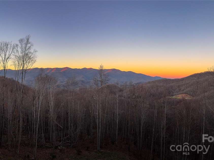61 Ridgeline Way, Sylva, NC 28779.  MLS# CAR4205940, YatesRealty ID 2821. 