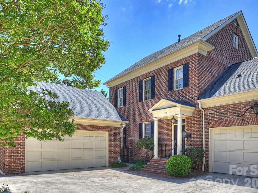 1115 Kings Drive, Charlotte, NC 28207.  MLS# CAR4367610, YatesRealty ID 28210. 1115 S. Kings
