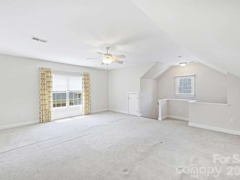 1115 Kings Drive, Charlotte, NC 28207.  MLS# CAR4367610, YatesRealty ID 28210. Bedroom/Bonus or Office