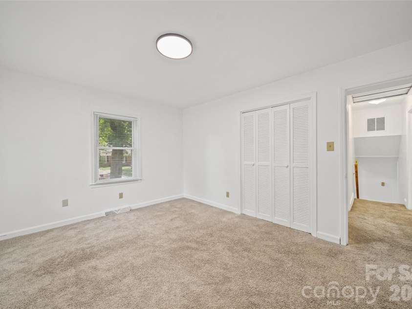 6126 Eagle Peak Drive, Charlotte, NC 28214.  MLS# CAR4376554, YatesRealty ID 28212. Bed Room 2