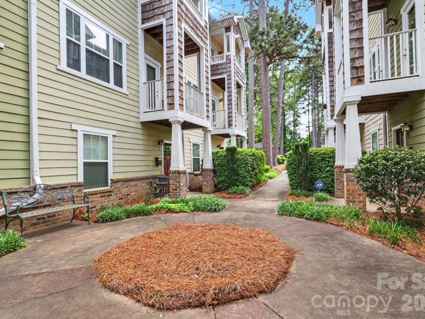 1733 Matheson Avenue, Charlotte, NC 28205.  MLS# CAR4381490, YatesRealty ID 28214. 