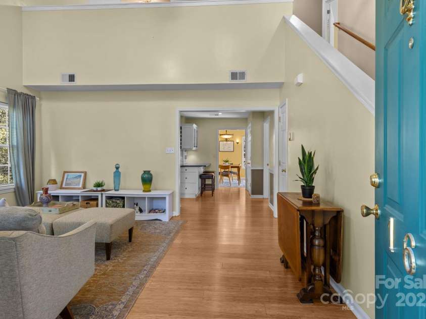 165 Walnut Avenue, Mount Holly, NC 28120.  MLS# CAR4285019, YatesRealty ID 28216. 