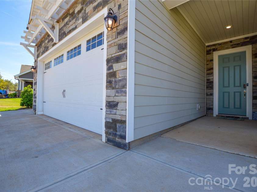 13039 Arnold Palmer Circle, Lancaster, SC 29720.  MLS# CAR4368574, YatesRealty ID 28217. 