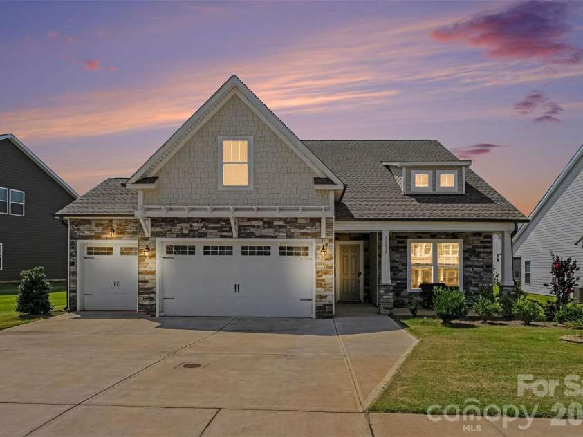 13039 Arnold Palmer Circle, Lancaster, SC 29720.  MLS# CAR4420639, YatesRealty ID 28217. 